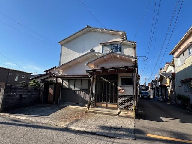 4DK house in Kanazawa, Ishikawa - Photo 1