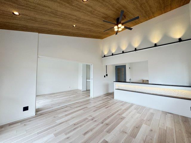 4LDK apartment in Tarumi Ward, Kobe, Hyogo - Photo 1