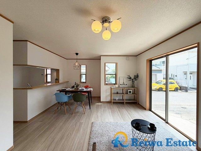 6LDK house in Chigasaki, Kanagawa - Photo 1