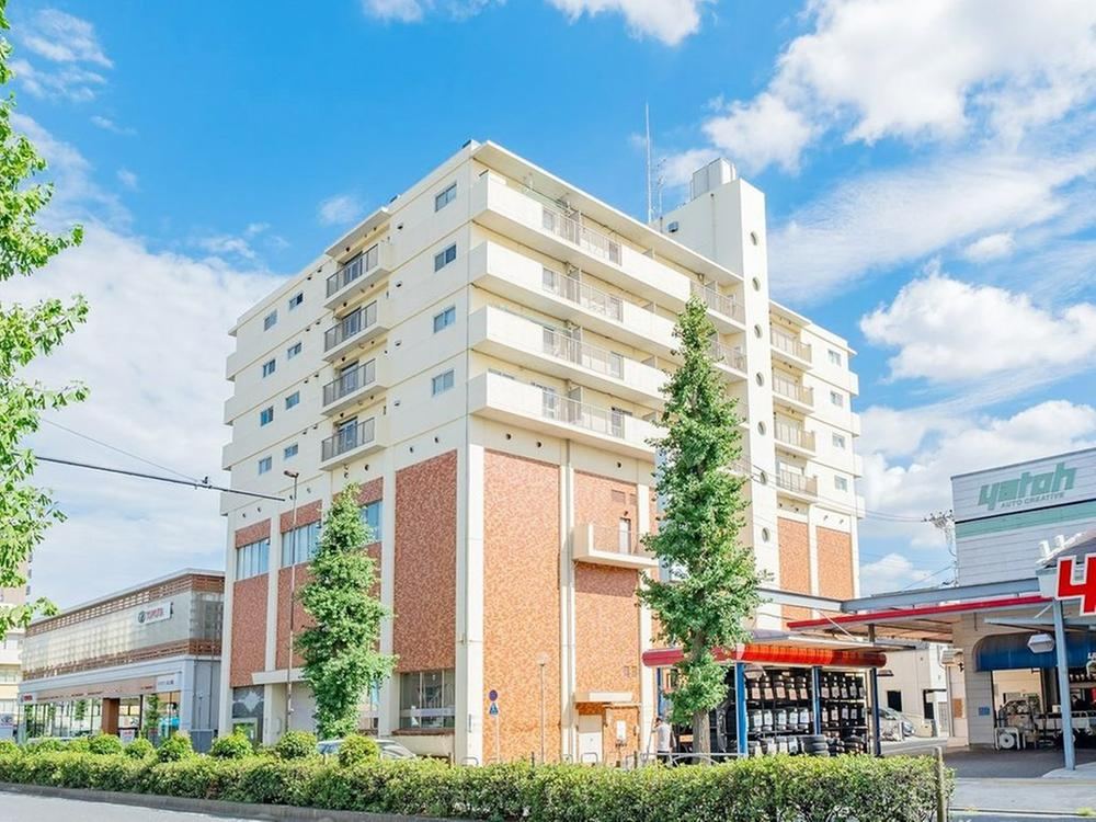 2LDK apartment in Itabashi Ward, Tokyo - Photo 1