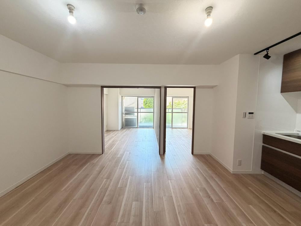 3LDK apartment in Takarazuka, Hyogo - Photo 1