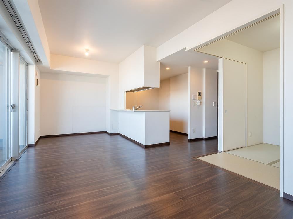 3LDK apartment in Nishitokyo, Tokyo - Photo 1