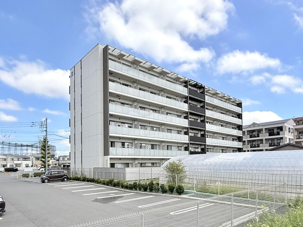 3LDK apartment in Soka, Saitama - Photo 1