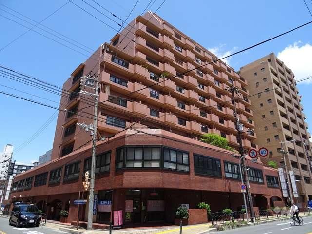 2LDK apartment in Suita, Osaka - Photo 1