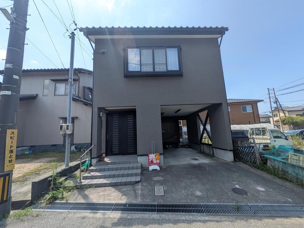 6DK+S house in Kanazawa, Ishikawa - Photo 1