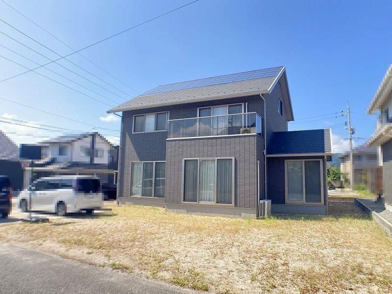 6LDK+2S house in Sakaiminato, Tottori - Photo 1
