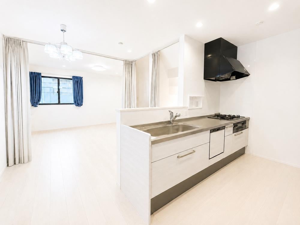 2LDK+S house in Isogo Ward, Yokohama, Kanagawa - Photo 1