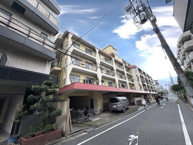 4LDK apartment in Itabashi Ward, Tokyo - Photo 1