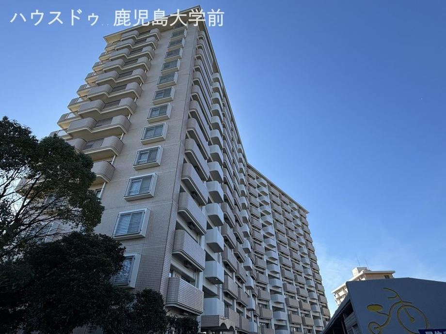 3LDK apartment in Kagoshima, Kagoshima - Photo 1