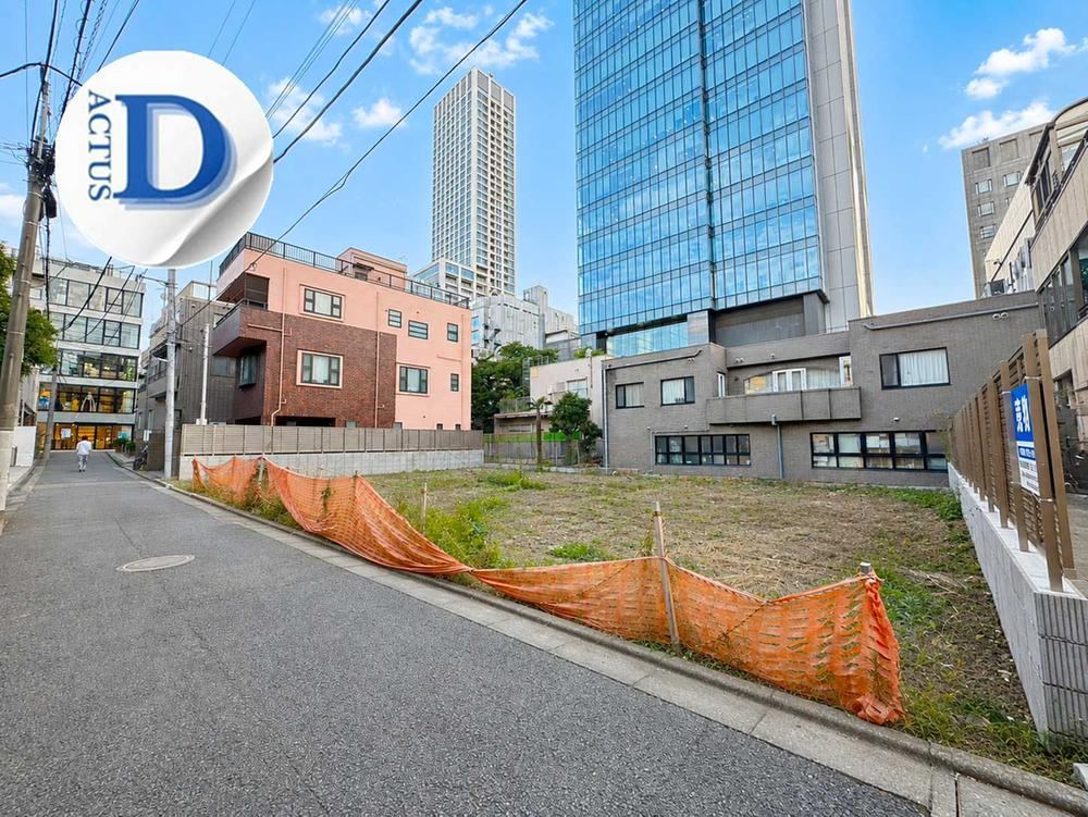 336 m² land in Minato Ward, Tokyo - Photo 1