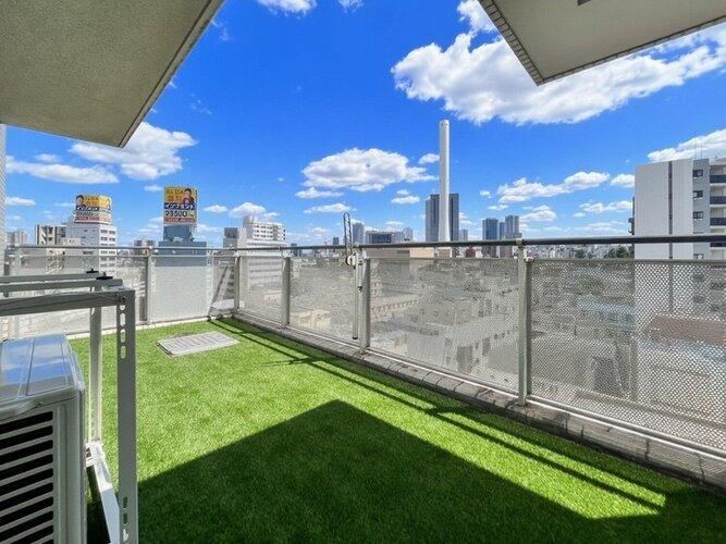2LDK apartment in Toshima Ward, Tokyo - Photo 1