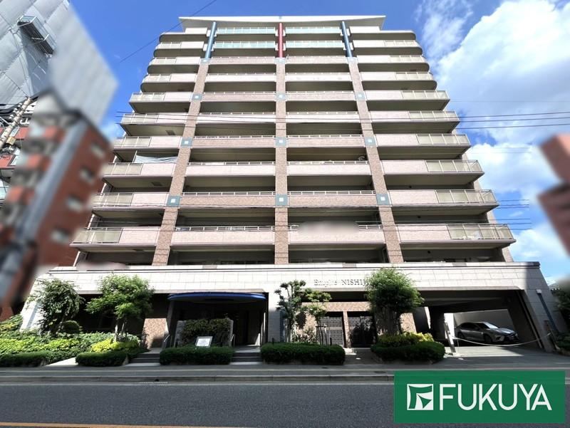 4LDK apartment in Sawara Ward, Fukuoka - Photo 1