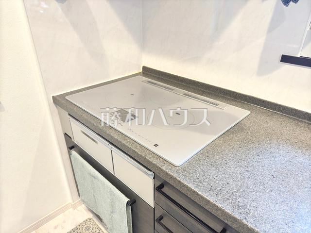 3LDK house in Fuchu, Tokyo - Photo 1