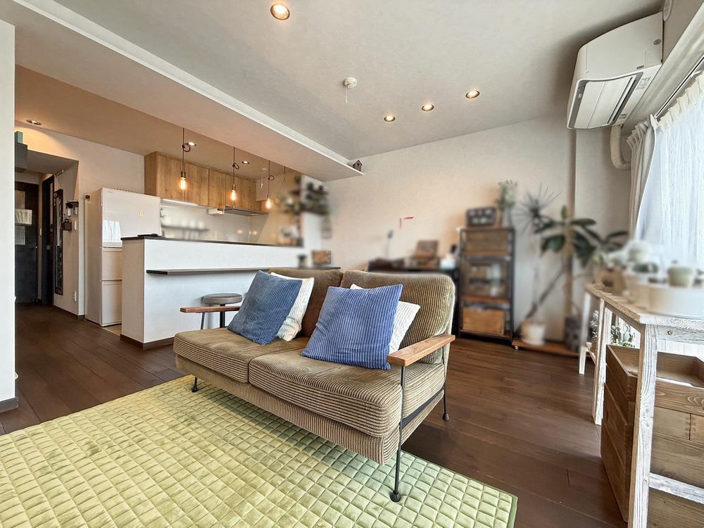1LDK apartment in Hamura, Tokyo - Photo 1