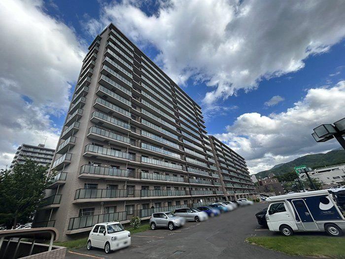 4LDK apartment in Teine Ward, Sapporo, Hokkaido - Photo 1
