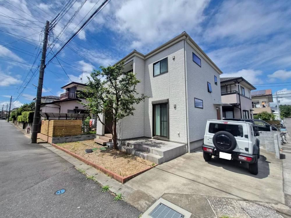 3LDK house in Nagareyama, Chiba - Photo 1