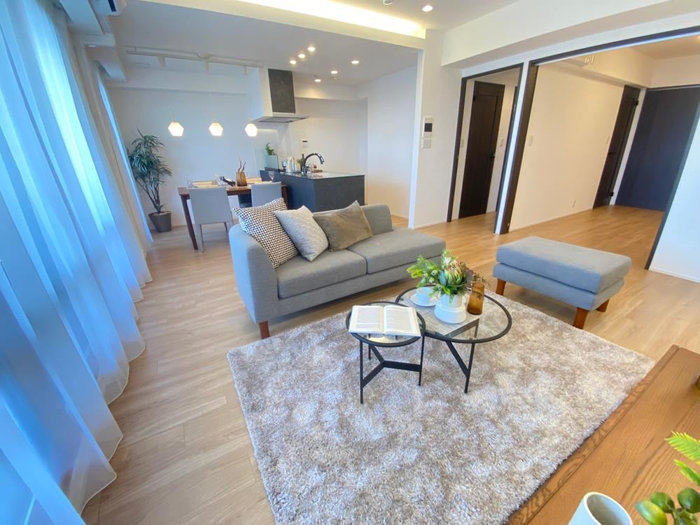 3LDK apartment in Kunitachi, Tokyo - Photo 1