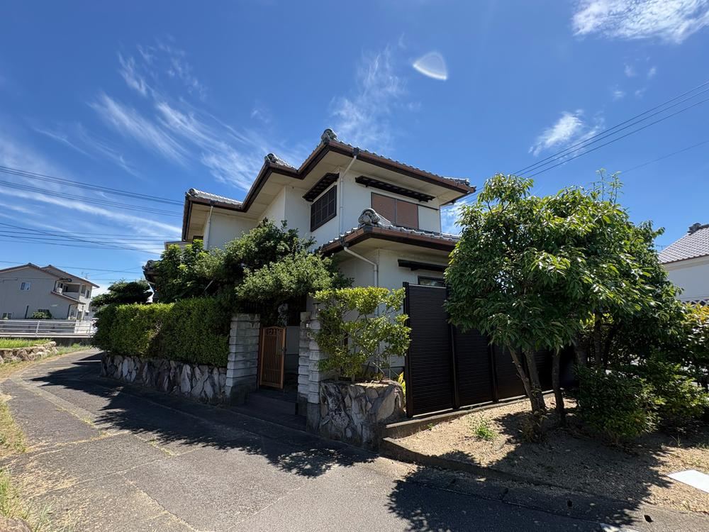 4LDK house in Tadotsu, Nakatado District, Kagawa - Photo 1