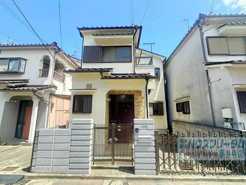 4LDK house in Habikino, Osaka - Photo 1