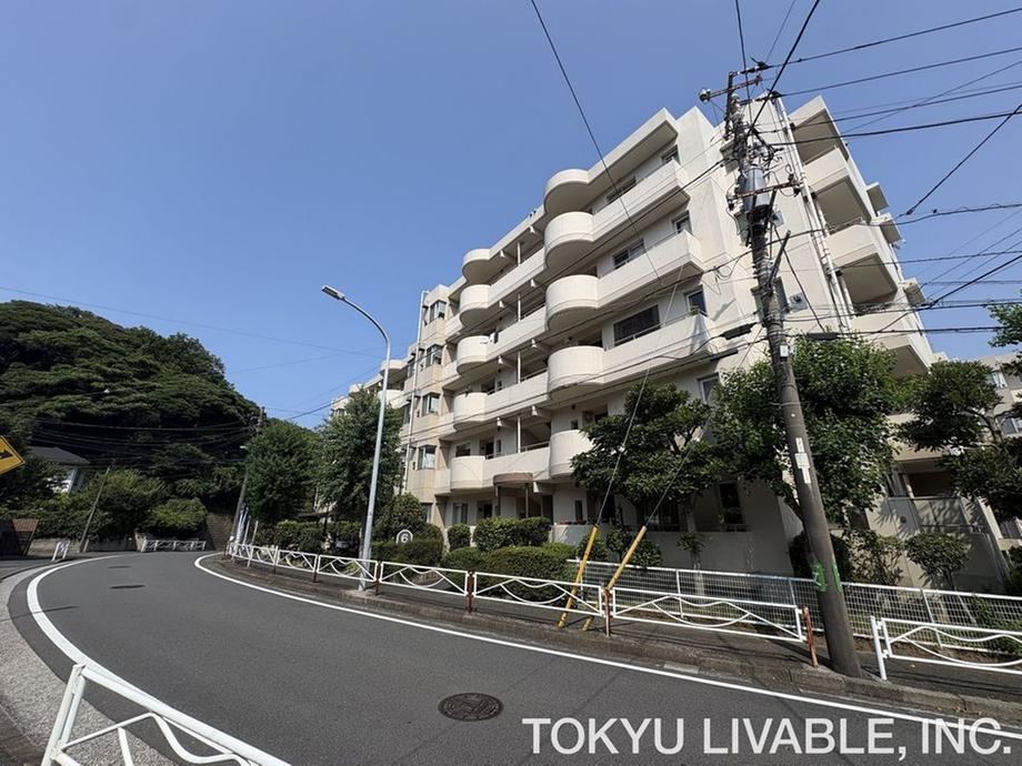 3LDK apartment in Isogo Ward, Yokohama, Kanagawa - Photo 1
