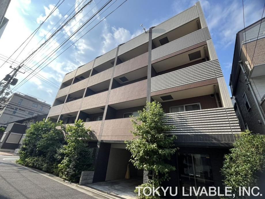 1LDK apartment in Shinagawa Ward, Tokyo - Photo 1