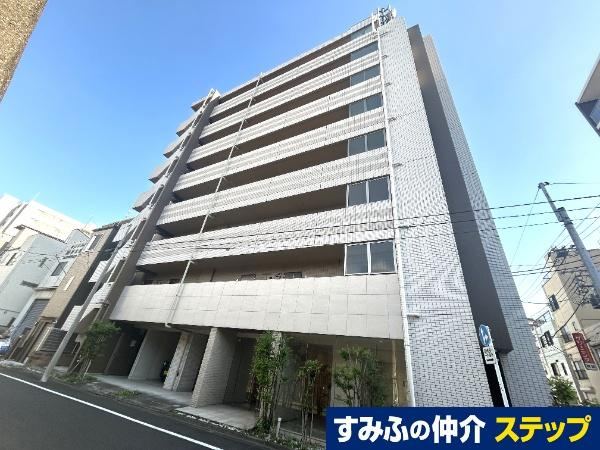 2DK apartment in Arakawa Ward, Tokyo - Photo 1