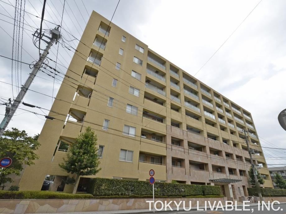 4LDK apartment in Tokorozawa, Saitama - Photo 1