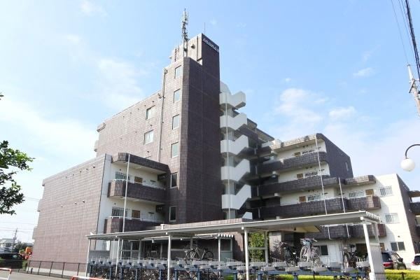 2LDK+S apartment in Ageo, Saitama - Photo 1
