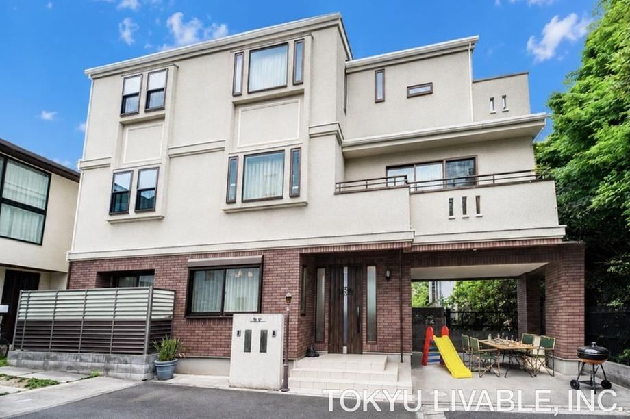 4LDK+S house in Urawa Ward, Saitama - Photo 1