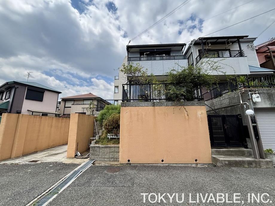 3LDK house in Nagata Ward, Kobe, Hyogo - Photo 1