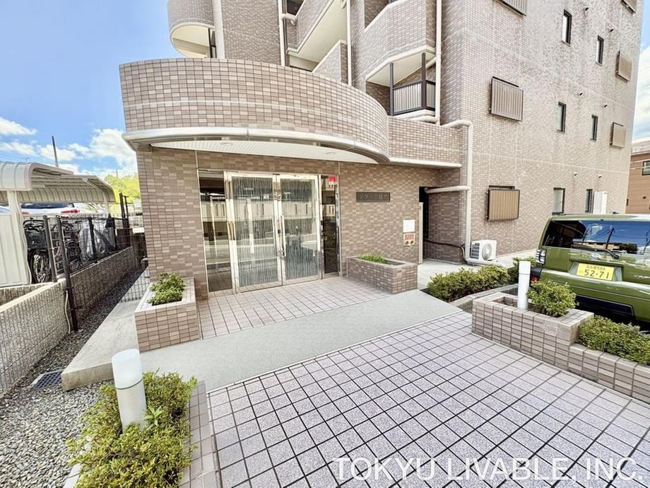 3LDK apartment in Nisshin, Aichi - Photo 1