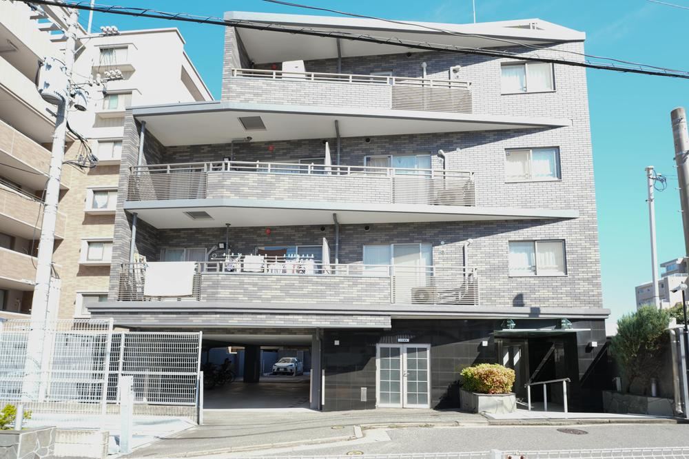 3LDK apartment in Sawara Ward, Fukuoka - Photo 1