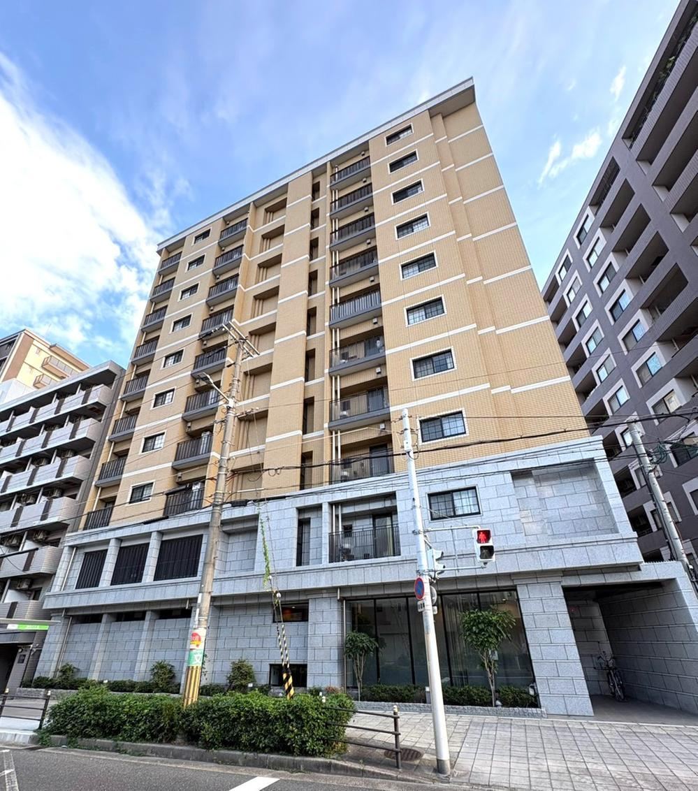 3LDK apartment in Tennoji Ward, Osaka - Photo 1