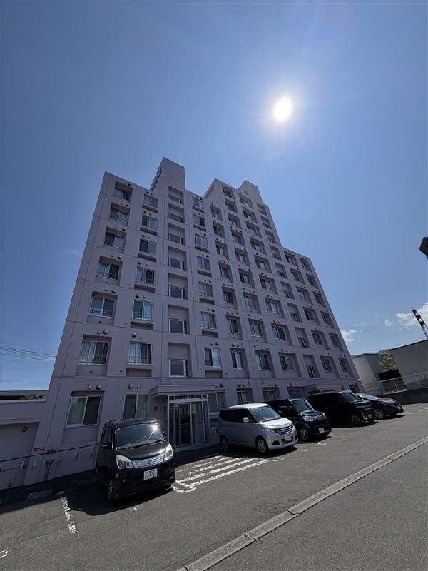 4LDK apartment in Teine Ward, Sapporo, Hokkaido - Photo 1