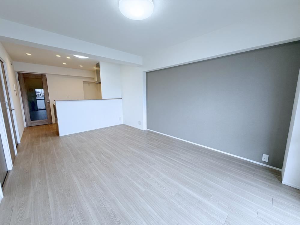 2LDK+S apartment in Miyakojima Ward, Osaka - Photo 1