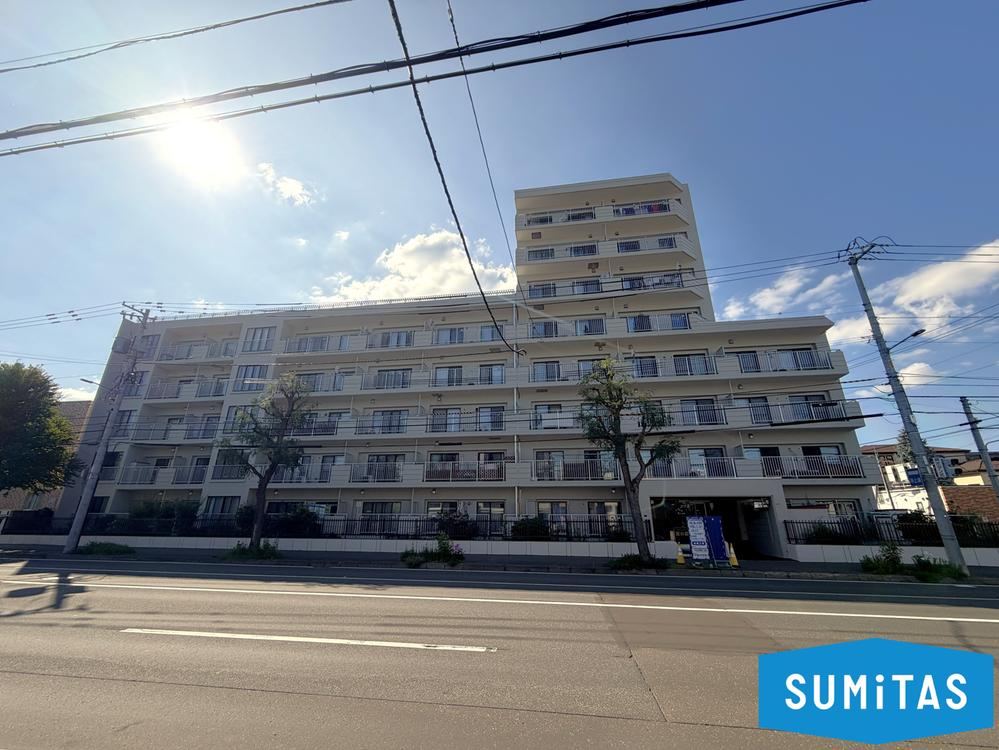 2LDK+S apartment in Chuo Ward, Sapporo, Hokkaido - Photo 1