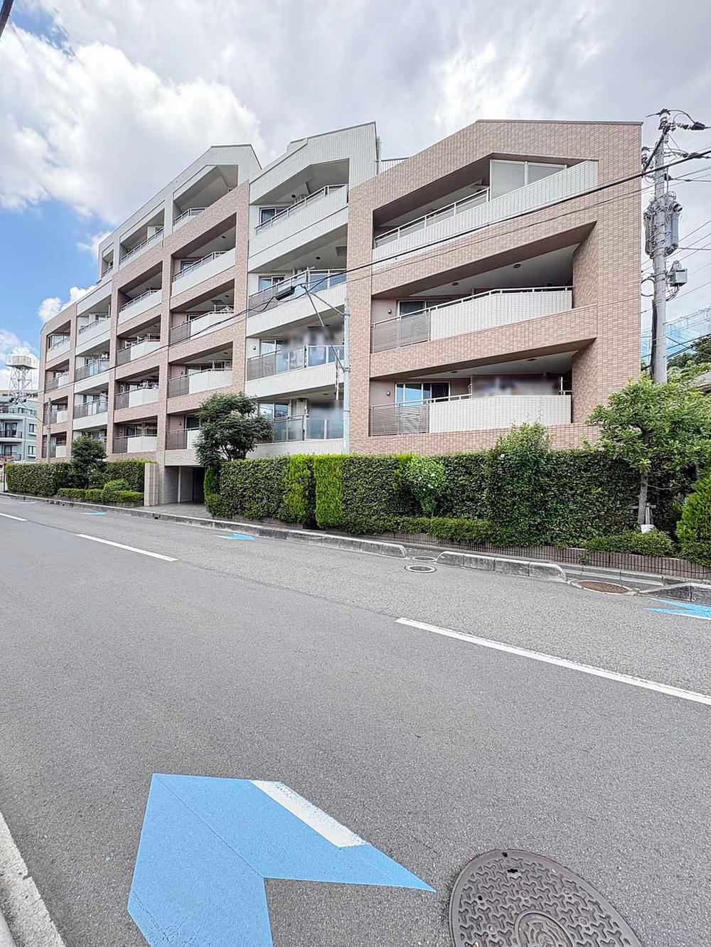 2LDK apartment in Urawa Ward, Saitama - Photo 1