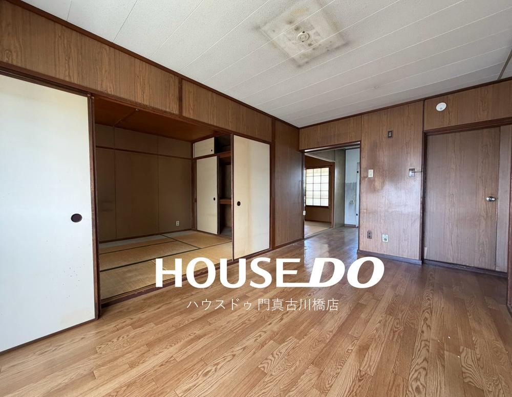 3LDK apartment in Neyagawa, Osaka - Photo 1