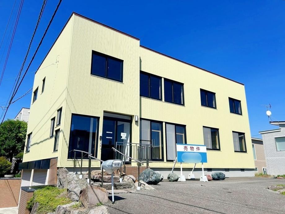 3LDK house in Minami Ward, Sapporo, Hokkaido - Photo 1