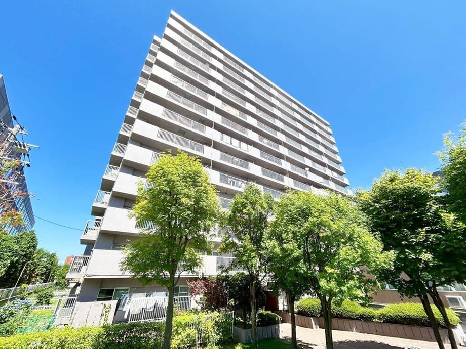 4LDK apartment in Atsubetsu Ward, Sapporo, Hokkaido - Photo 1