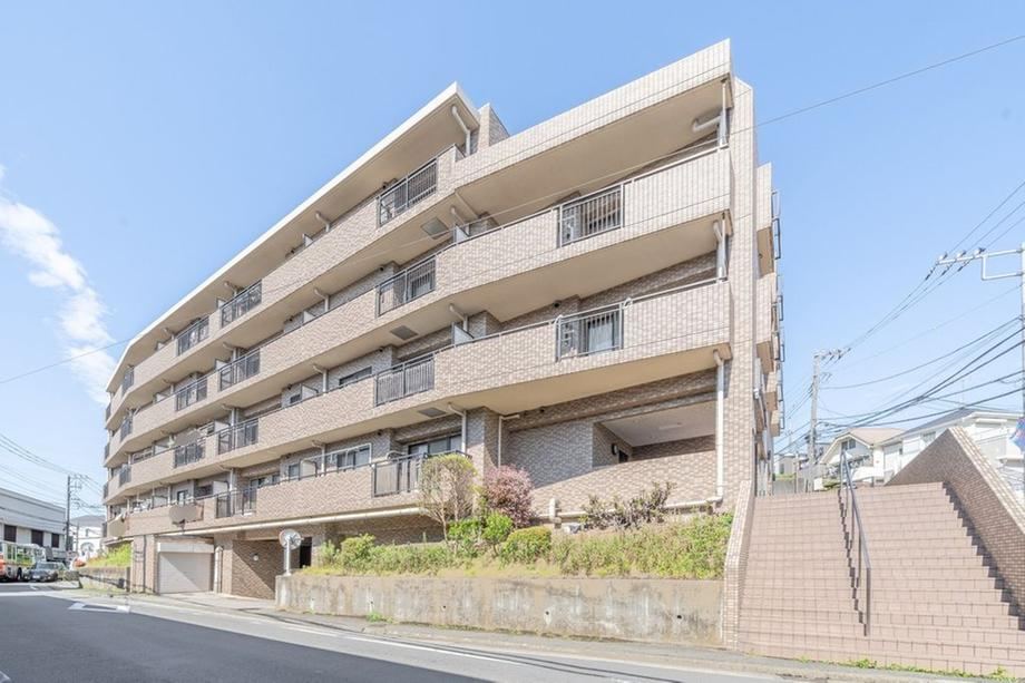 4LDK apartment in Kohoku Ward, Yokohama, Kanagawa - Photo 1