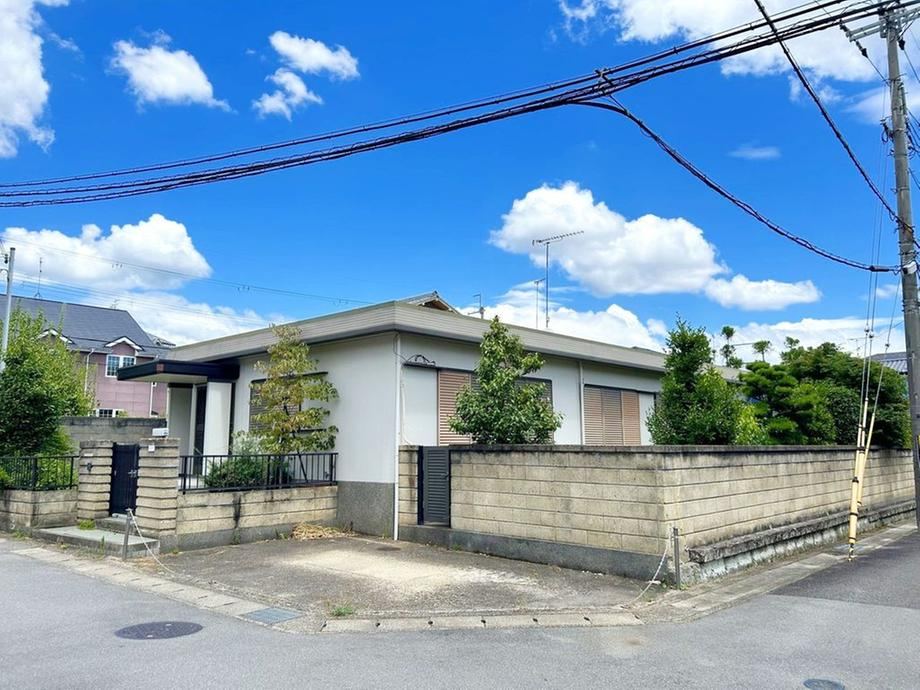 4LDK house in Ukyo Ward, Kyoto - Photo 1