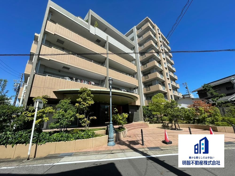 4LDK apartment in Nishi Ward, Nagoya, Aichi - Photo 1