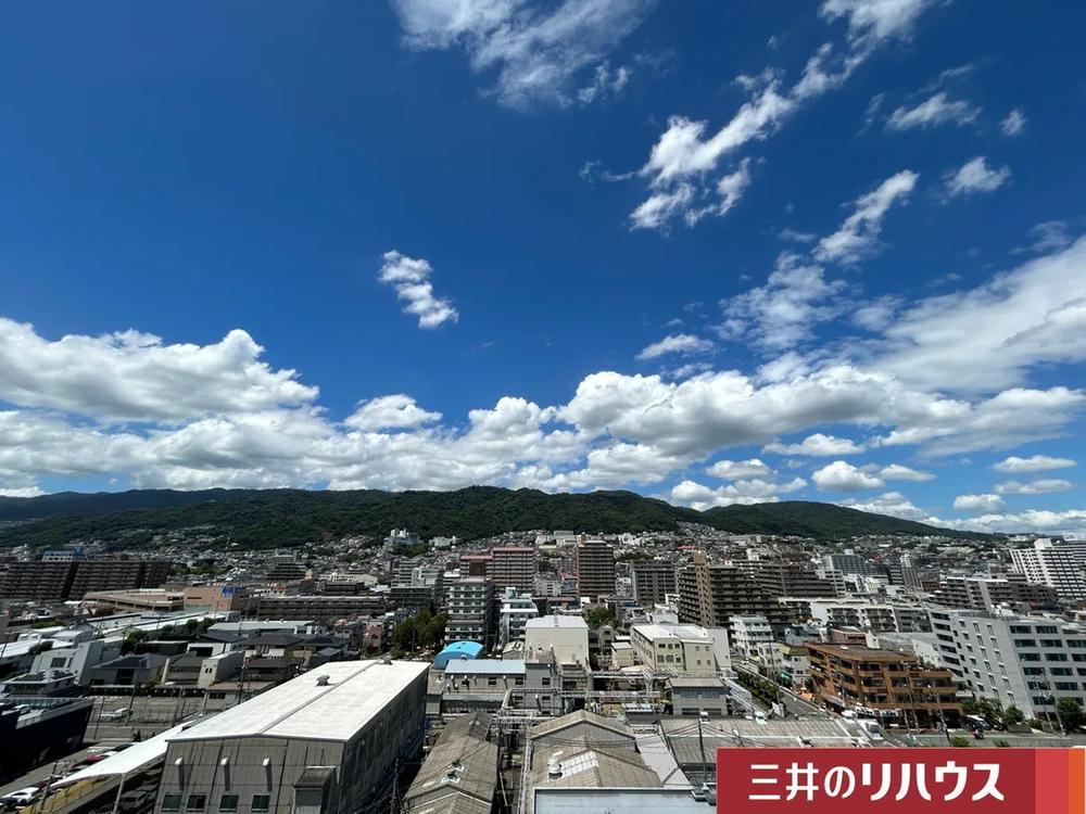 2LDK apartment in Higashinada Ward, Kobe, Hyogo - Photo 1