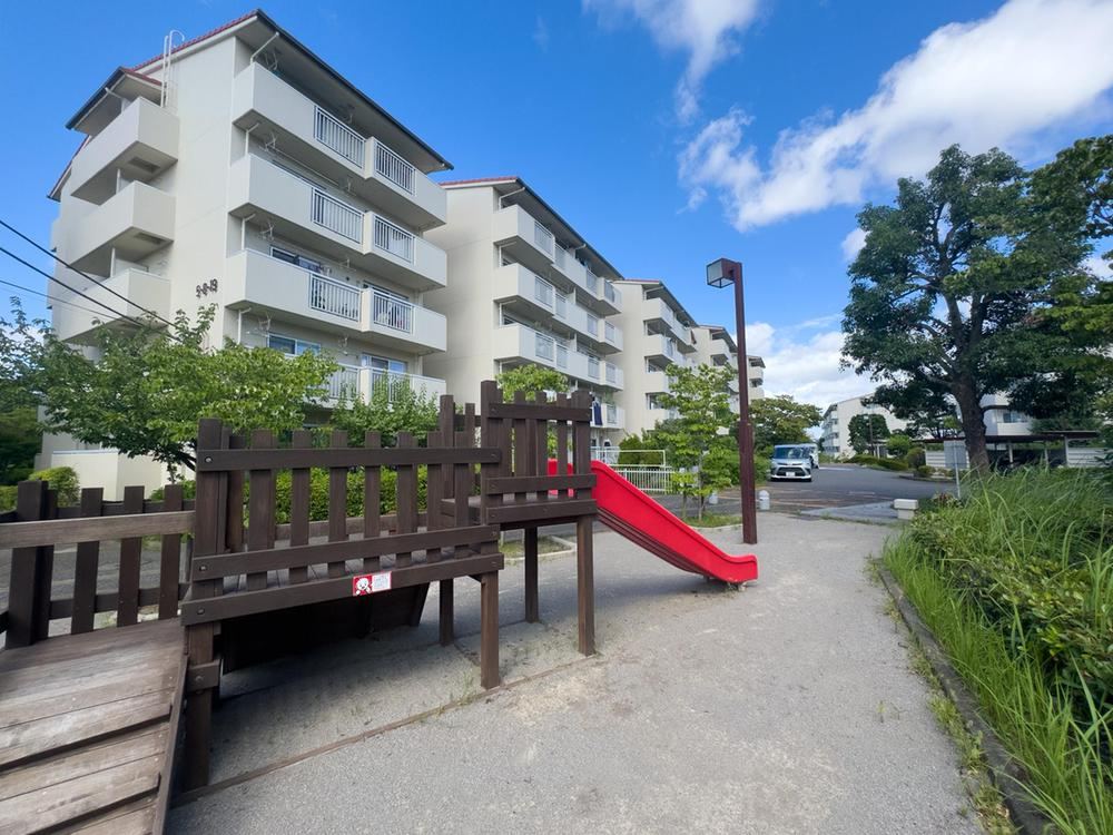 3LDK apartment in Tama, Tokyo - Photo 1