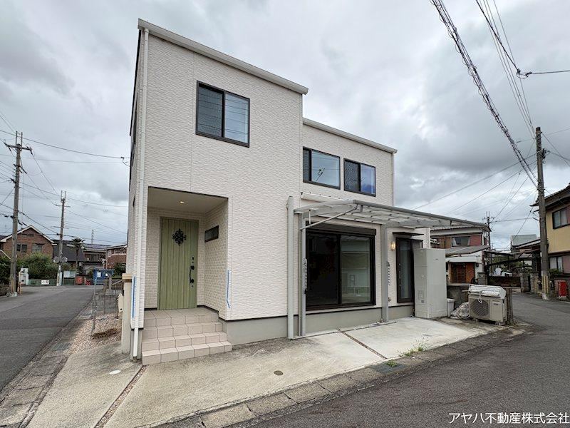 4LDK house in Ritto, Shiga - Photo 1