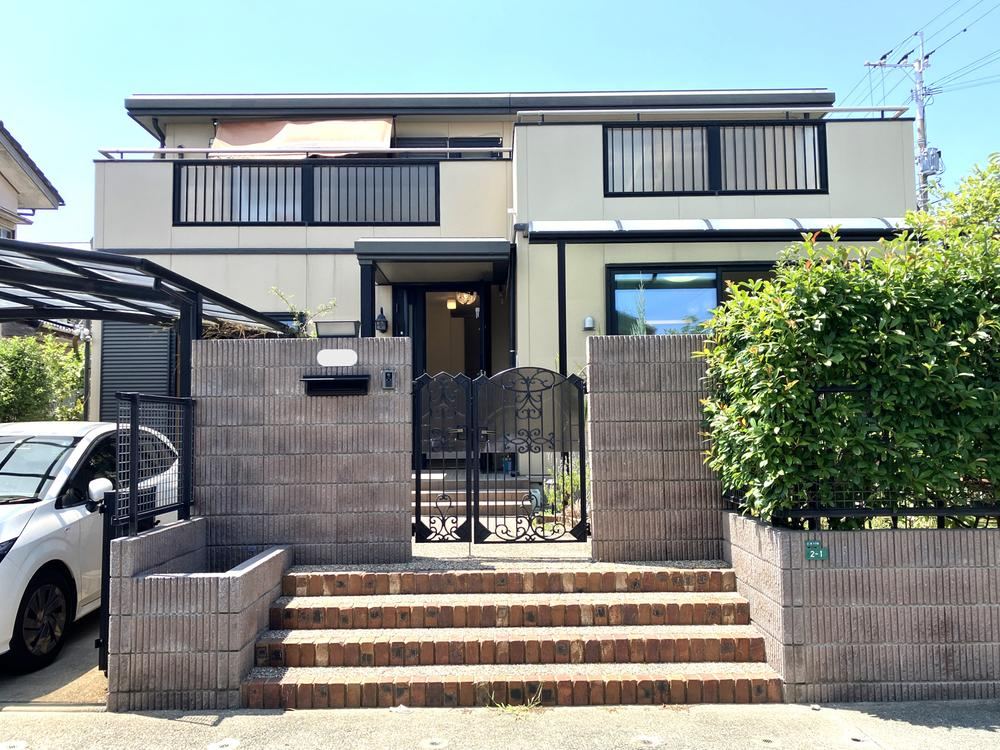 4LDK+S house in Higashi Ward, Fukuoka - Photo 1