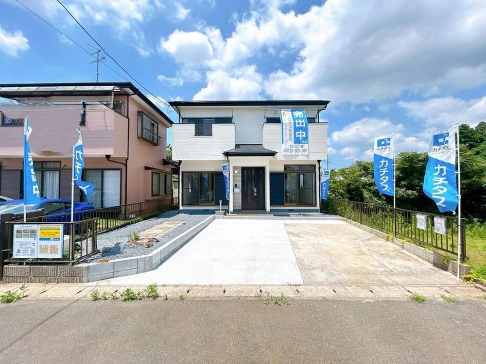 4LDK house in Yachimata, Chiba - Photo 1