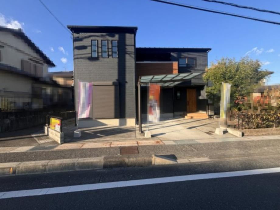 4LDK house in Otsu, Shiga - Photo 1