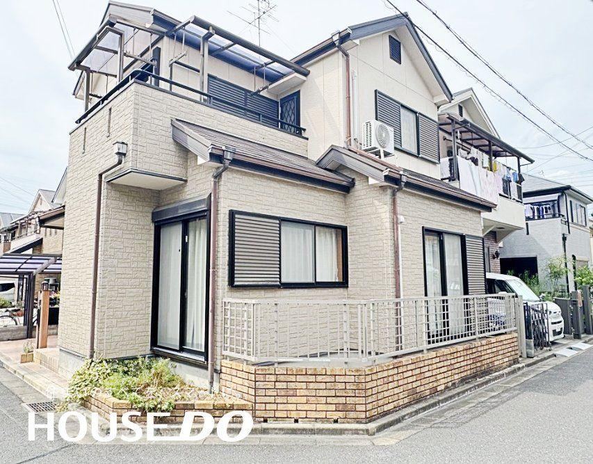 4LDK house in Takatsuki, Osaka - Photo 1